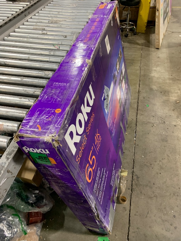 Photo 1 of Roku Smart TV 2025 – 65-Inch Select Series, 4K HDR TV – RokuTV with Enhanced Voice Remote – Flat Screen LED Television with Wi-Fi for Streaming Live Local News, Sports, Family Entertainment FOR PARTS ONLY