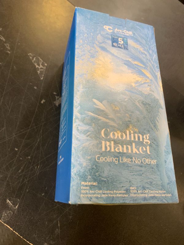 Photo 1 of LUXEAR Gradient Cooling Blanket, Double-Sided Q-Max>0.5 Arc-Chill Summer Cold Blanket for Bed Sofa Chair Travel, Absords Heat to Keep Body Cool for Hot Sleeper & Night Sweats Adult Kids - Twin Grey