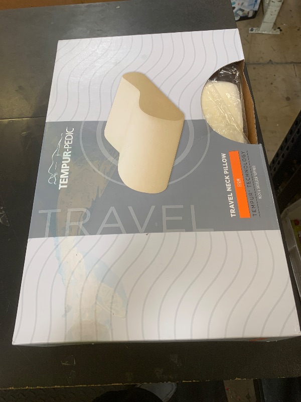Photo 1 of Tempur-Pedic TEMPUR Neck Pillow, Travel, White