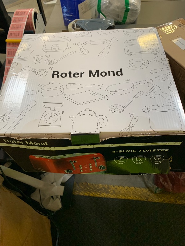 Photo 1 of Roter Mond 4 Slice Toaster Retro Stainless Steel with Bagel Defrost Cancel Function, 6 Browning Settings, Extre Wide Slot and Removable Crumb Tray, Red, ST033