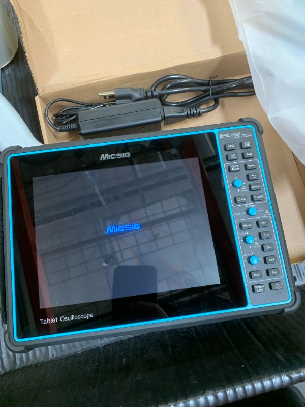 Photo 1 of Micsig Oscilloscope SATO1004, Portable Handheld Automotive Oscilloscope with 4 Channels 100Mhz Bandwidth 1GSa/s Sampling Rate, 8" Touch Screen Tablet Oscilloscope