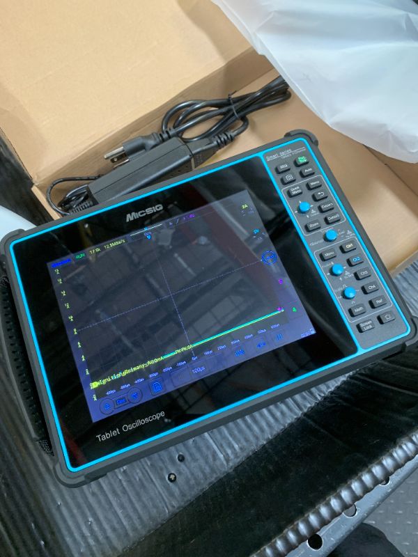 Photo 1 of Micsig Oscilloscope SATO1004, Portable Handheld Automotive Oscilloscope with 4 Channels 100Mhz Bandwidth 1GSa/s Sampling Rate, 8" Touch Screen Tablet Oscilloscope