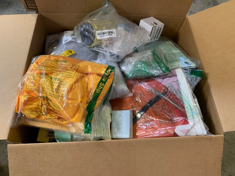Photo 1 of Nellis Variety Box: Medium | See Notes for Details


