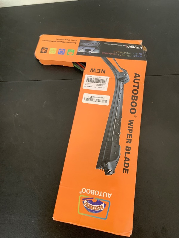 Photo 1 of AUTOBOO 22" and 22" Windshield Wipers Blades (Pack Of 2),OEM Quality Premium All-Seasons Wiper blades,Stable and Quiet Armor wiper blades