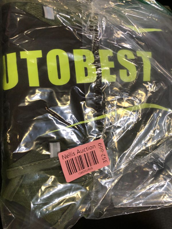 Photo 1 of UTOBEST Running Vest, 5L Hydration Vest Lightweight, Breathable and Sweatproof Running Backpack, Adjustable Running Hydration Vest for Trail Running Marathon Race Jogging Cycling Green (Vest Only)