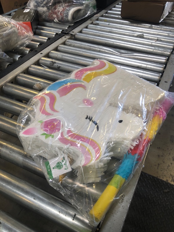 Photo 1 of WERNNSAI Unicorn Piñata - Unicorn Party Supplies Piñata Bundle with Blindfold and Bat for Girls Kids Rainbow Unicorn Theme Birthday Party Game Decorations (15.7" x 12.2" x 3.1")