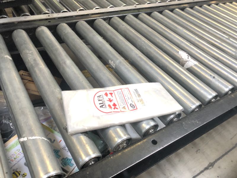 Photo 1 of ALFA Fishery Bags Round Bottom Leak Proof Clear Plastic Fish Bags for Shrimp & Small Fish Transport 2 mil. (4" x 10" / 100 Pack)