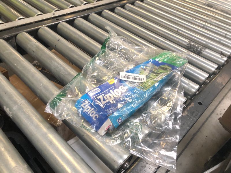 Photo 1 of Ziploc Food Storage Produce Bags, Seal Top to Keep and Control Moisture, 15 Bags Total