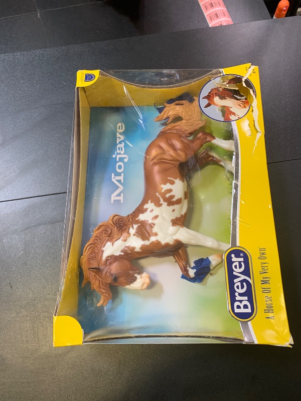 Photo 1 of Breyer Horses Traditonal Series | Mojave | Mustang | Horse Toy Model | 14" x 9.5" | 1:9 Scale | Model #1871