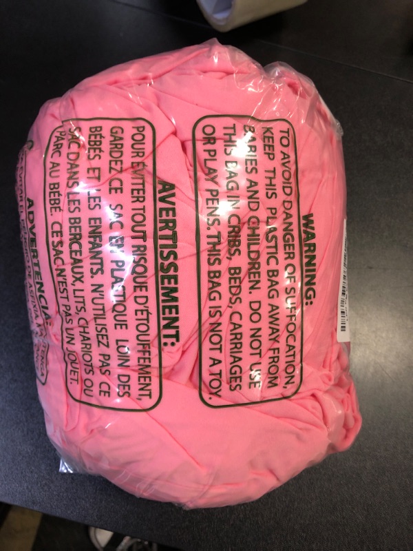 Photo 1 of Eurmax USA Rectangular Fitted Spandex Table Covers 4ft Tablecloth Wedding Event Patio Table Decorations Stretch Table Cover for 4ft Folding Table (Hot Pink,2 Pack)