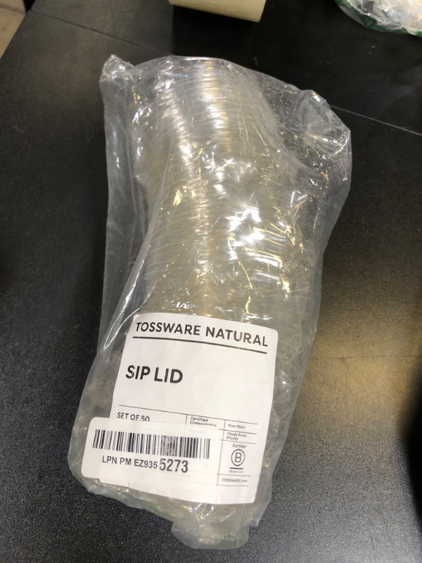 Photo 1 of TOSSWARE NATURAL Flat Sip Lid Set of 50 - Plant Based 96mm Lids for Cold Cups - Plastic Alternative Straw Lid - Clear - Only Compatible With TOSSWARE NATURAL 10, 12, 16, 20 & 24oz Cups