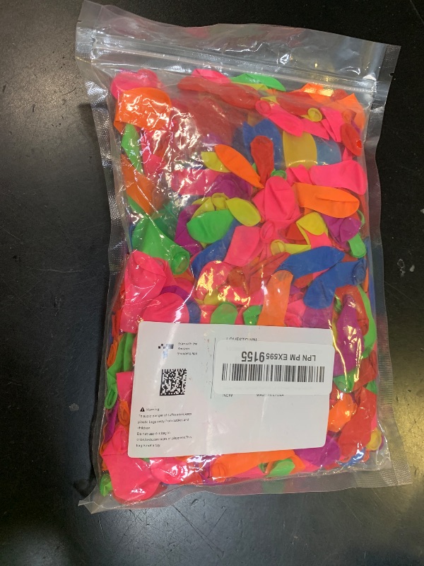Photo 1 of LovesTown Carnival Games Darts, 500Pcs Circus Decorations, Christmas Balloons, Water Balloons with 10Pcs Darts for Carnival Party Supplies