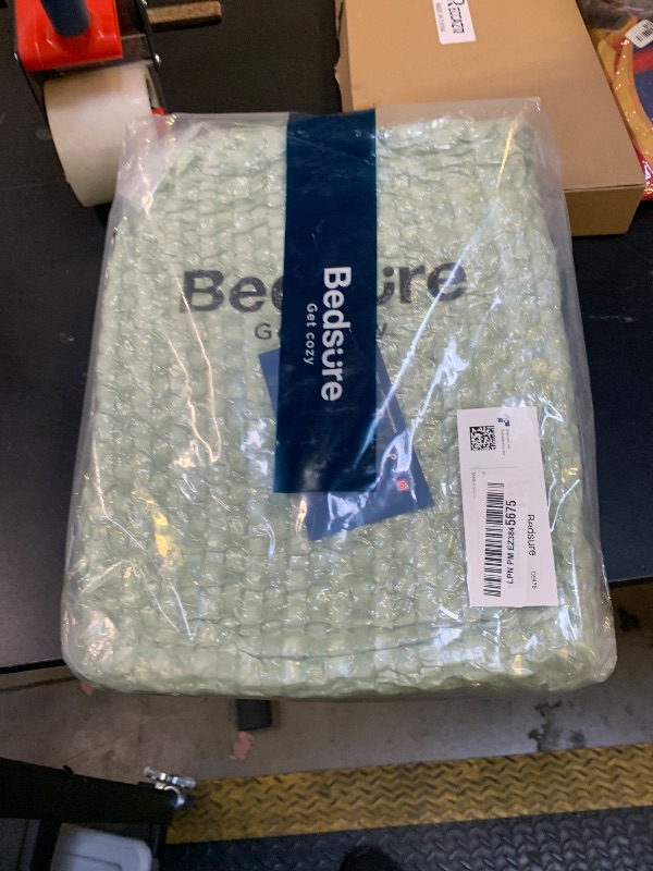 Photo 1 of Bedsure Cooling Cotton Waffle King Size Blanket - Lightweight Summer Blanket of Rayon Derived from Bamboo for Hot Sleepers, Luxury Throws for Bed, Couch and Sofa, Forest Green, 104x90 Inches