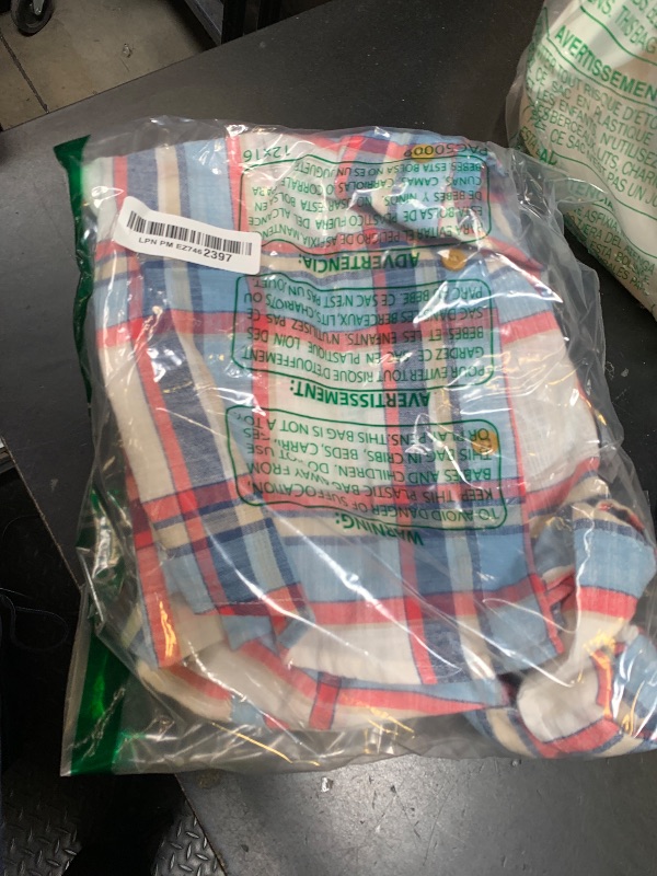 Photo 1 of Levi's Boys' Long Sleeve Button Up Shirt, Rose of Sharon SM