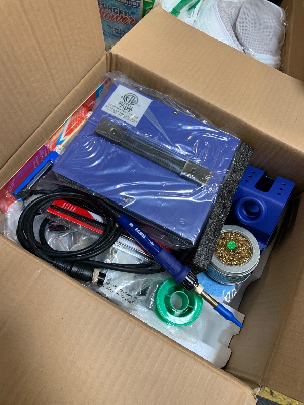 Photo 1 of YIHUA 862BD+ SMD ESD Safe 2 in 1 Soldering Iron Hot Air Rework Station °F /°C with Multiple Functions