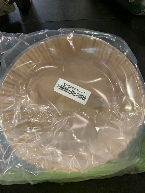 Photo 1 of 100pcs Air Fryer Disposable Liner - 7.9inch Non-Stick Parchment Paper for Baking, Roasting, Microwave - Oil-proof, Food Grade