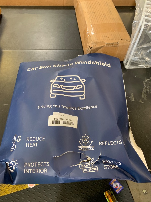 Photo 1 of Sun Shade Sunshade for 2021-2024 2025 2026 Kia K5, GT-Line, GT, Sedan Windshield Cover, 2-Layers Sun Shield 240T Silver Coating Sun Visor Foldable Window Shade Blocks UV Rays Car Accessories