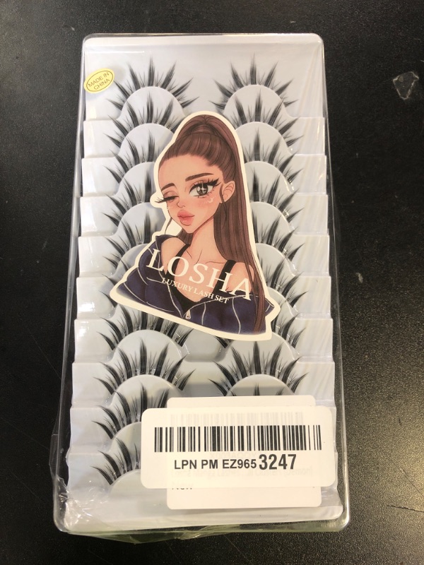 Photo 1 of lash set