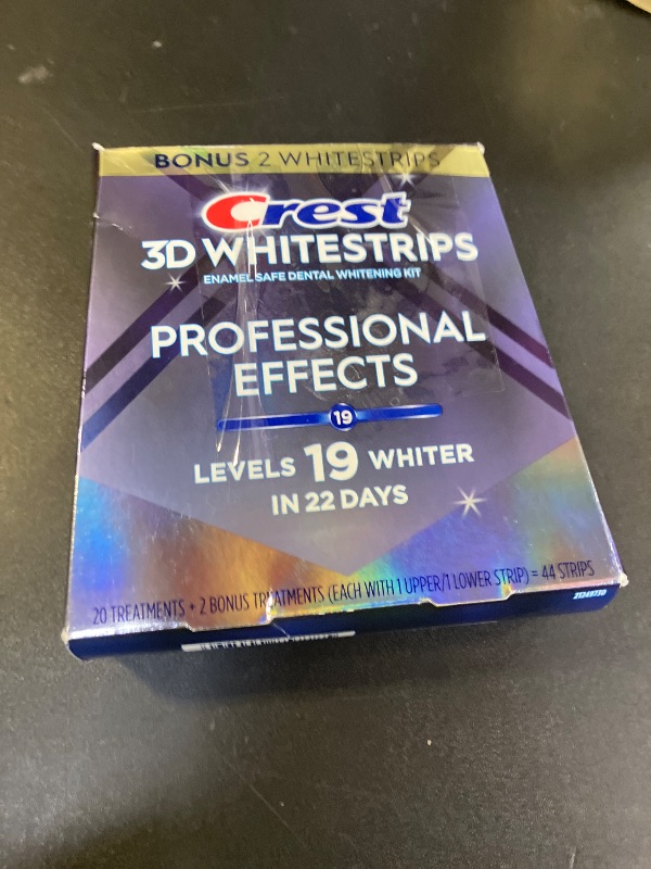 Photo 1 of Crest 3D Whitestrips Professional Effects – Teeth Whitening Kit, 22 Treatments (20 + 2 Bonus), Each with 1 Upper/1Lower, 44 Strips – Crest 3DWhite Teeth Whitening Strips