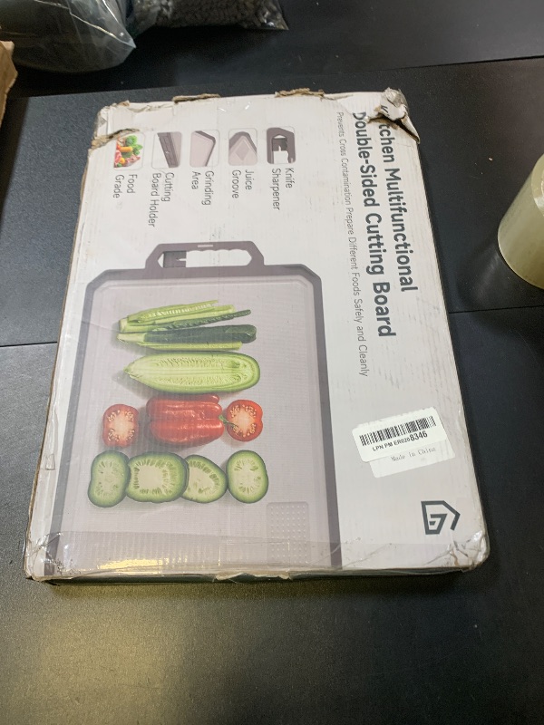 Photo 1 of 1 PCS Titanium Cutting Board,1 side Titanium Other side Wheat Straw PP, Double Sided Non Toxic Chopping Board for Kitchen, Food Grade, Scratch Resistant Mesh Design, 17.2"*12" Large Size