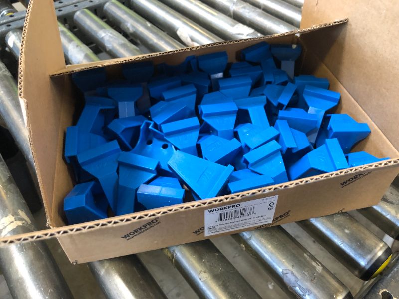 Photo 1 of WORKPRO 40-Pack Floor Spacers, 2 in 1 Laminate Flooring Spacers with 1/2" & 1/4" Gaps, Wood Floor Install Tool for Laminate, Vinyl Plank, Tiles, Hardwood, Floating Flooring