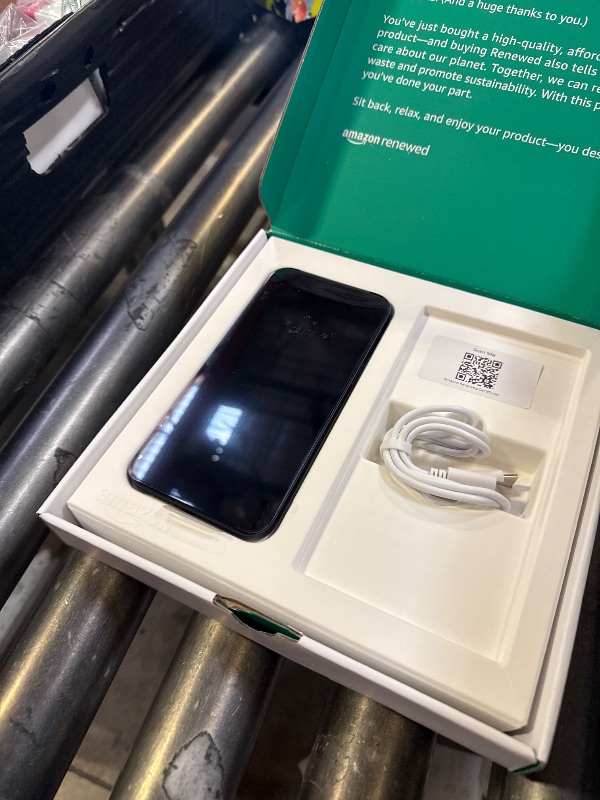 Photo 1 of Apple iPhone 15 Pro Max, 256GB, Blue Titanium - Unlocked (Renewed Premium)