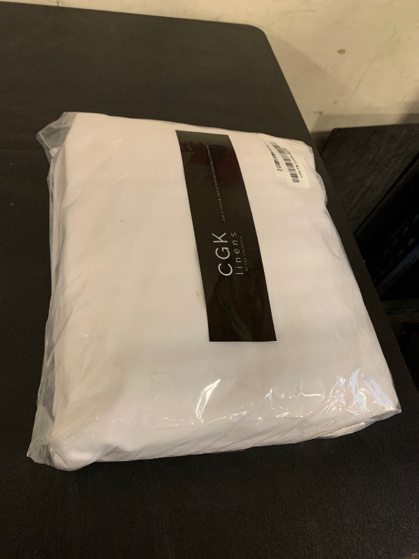 Photo 1 of Full Size 4 Piece Sheet Set - Comfy Breathable & Cooling Bed Sheets Set - Hotel Luxury Bedding for Women, Men, Kids, Teens, Boys & Girls - Deep Pockets, Ultra-Soft and Wrinkle Free - Oeko-Tex - White
