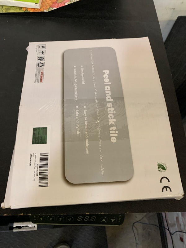 Photo 1 of LONGKING 10-Sheet Green Peel and Stick Backsplash for Kitchen Wall, Kitchen Backsplash Tiles, Wall Tiles, 11.4" x 9"