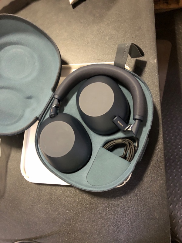 Photo 1 of **RIGHT HEADPHONE DOES NOT WORK** Sony WH-1000XM6 The Best Noise Canceling Wireless Headphones, HD NC Processor QN3, 12 Microphones, Adaptive NC Optimizer, Mastered by Engineers, Studio-Quality, 30-Hour Battery, Midnight Blue