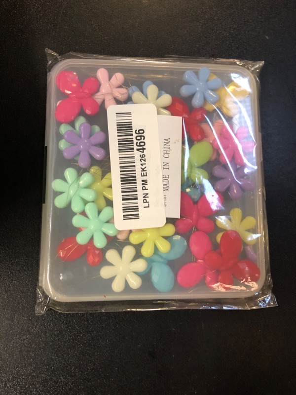 Photo 1 of Latest 30 Pieces Needles Threaders with Clear Box,20pcs Flower and 10pcs Butterfly Durable Sewing Needle Threader for Hand Sewing and Needle Threaders for Embroidery(Random Colors)