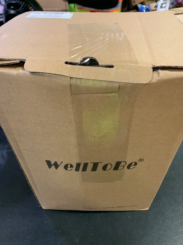 Photo 1 of WELLTOBE AUTOMATIC CAT FEEDER WHITE 