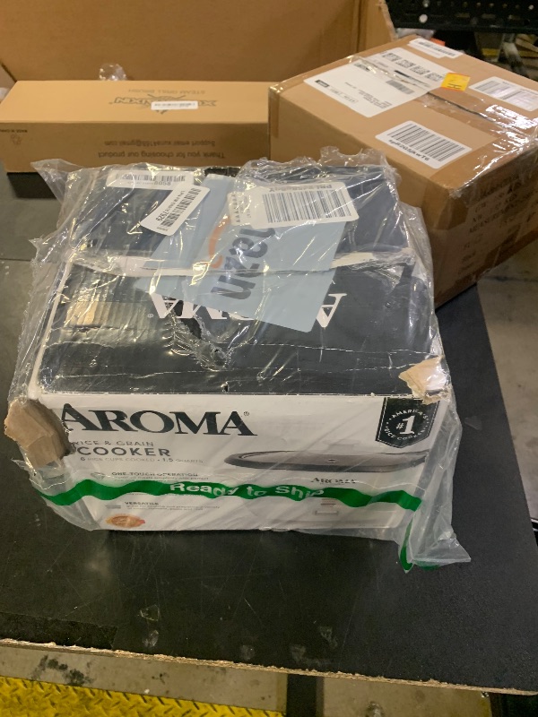 Photo 1 of Aroma Housewares Aroma 6-cup (cooked) 1.5 Qt. One Touch Rice Cooker, White (ARC-363NG), 6 cup cooked/ 3 cup uncook/ 1.5 Qt.
