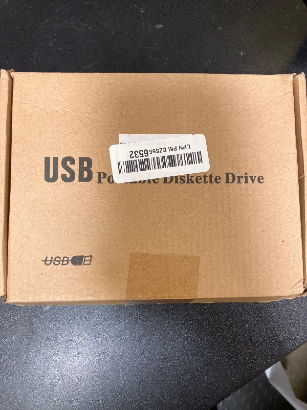 Photo 1 of Floppy Disk Reader, 3.5 inch USB External Floppy Drive for PC/Laptop and Desktop, 1.44 MB FDD Portable USB Port Powered Drive for Window 98SE/ME/2000/XP/VISTA/Win7, Not Compatible with Mac