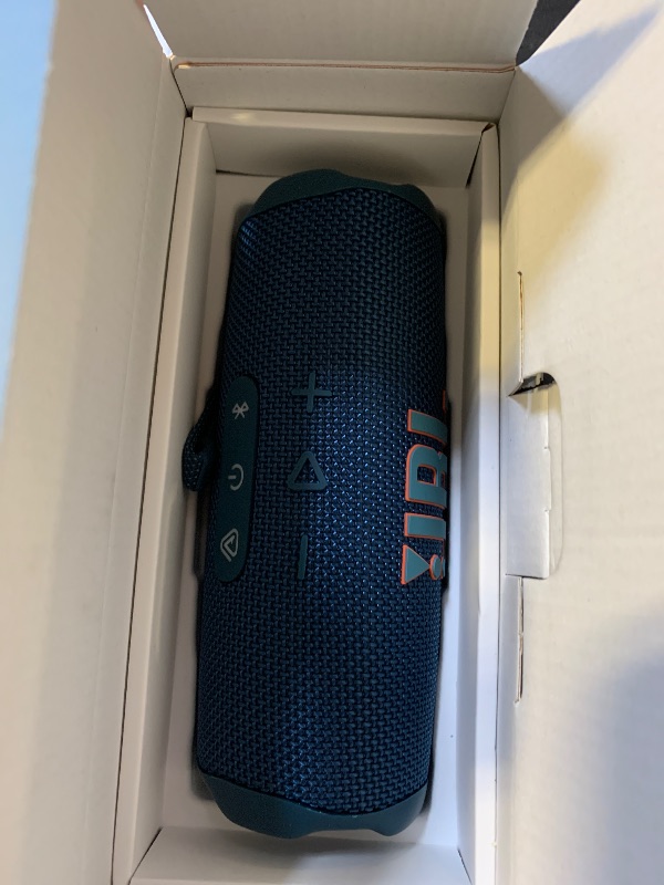 Photo 1 of JBL Flip 7 - Portable Waterproof and Drop-Proof Speaker, Bold JBL Pro Sound with AI Boost, 16Hrs of Playtime, and PushLock System with Interchangeable Accessories (Blue)