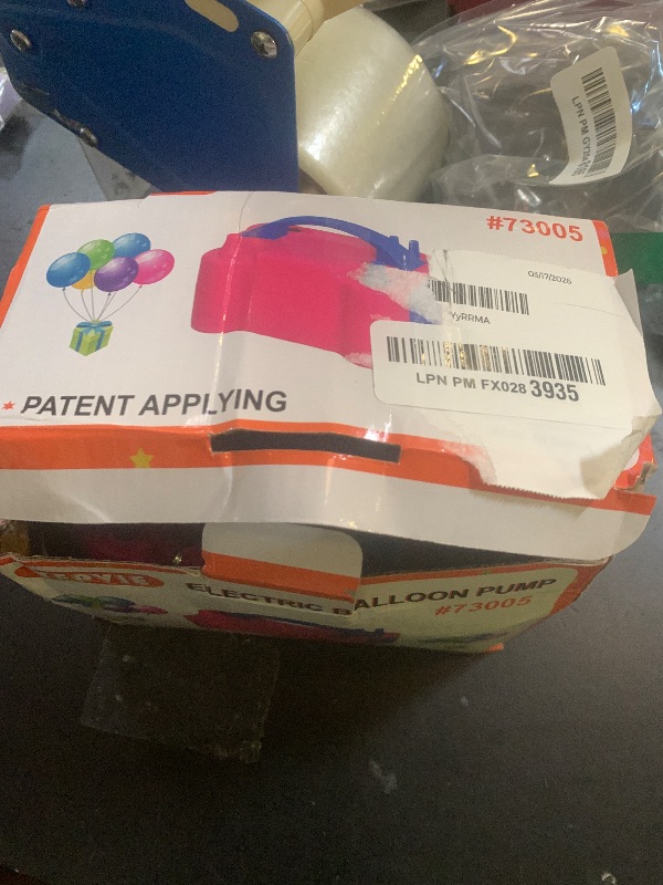 Photo 1 of YEPVIE Electric Balloon Pump, Portable 2 Modes Balloon Blower Machine with 14 Balloon Arch Kits, Air Pump for Balloon, Ballon Inflator for Party Decoration