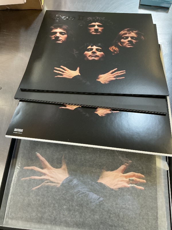 Photo 1 of Queen II[Collector's Edition] [5 CD/180g 2 LP Box Set]