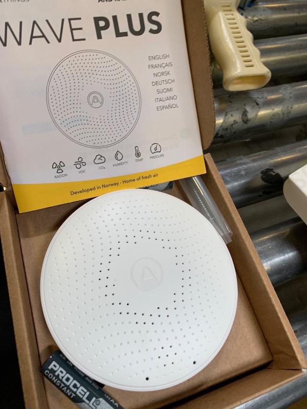 Photo 1 of Airthings 2930 Wave Plus - Radon & Air Quality Monitor, Battery Powered (CO2, VOC, Humidity, Temp, Pressure)