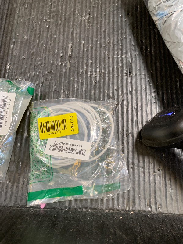 Photo 1 of Apple USB-C to Lightning Cable (2 m)