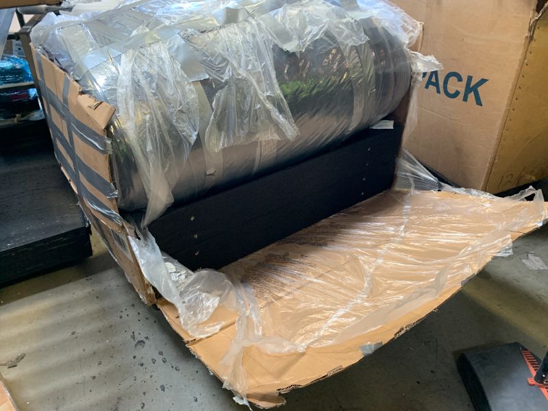 Photo 1 of couch set piece