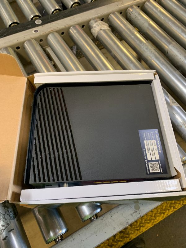 Photo 1 of ARRIS (SBG7600AC2) - Cable Modem Router Combo - DOCSIS 3.0 & AC2350 WiFi, [Check with your provider for compatibility]Four 1 Gbps Ports , 800 Mbps Max Internet Speeds