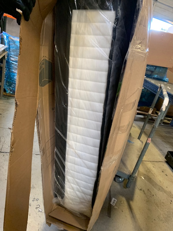 Photo 1 of queen size mattress