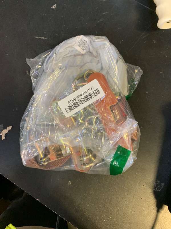 Photo 1 of 1 Pcs Tire Snow Chain, Snow Chain Car Anti Slip Tire Chains Anti Skid Tire Snow Chains for Car SUV Trucks (S 165-195mm)