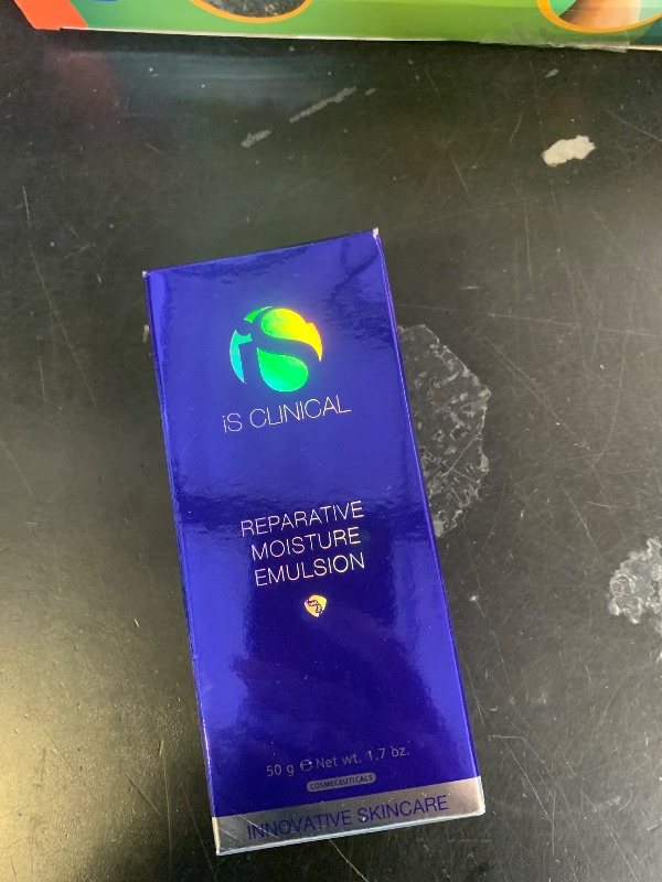 Photo 1 of iS CLINICAL Reparative Moisture Emulsion, Hydrating Anti-Aging Face Moisturizer with Hyaluronic Acid, Repairs and Protects Skin