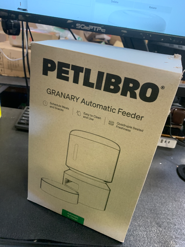 Photo 1 of PETLIBRO Automatic Cat Feeder – 3L Programmable Pet Food Dispenser with Freshness Preservation, Timed Portion Control, Voice Meal Call & Dual Power Supply, Healthy Feeding for Cats & Small Dogs White