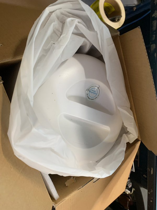 Photo 1 of PETLIBRO Automatic Cat Feeder – 3L Programmable Pet Food Dispenser with Freshness Preservation, Timed Portion Control, Voice Meal Call & Dual Power Supply, Healthy Feeding for Cats & Small Dogs White