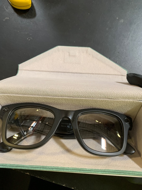 Photo 1 of Demabon AI Smart Glasses with Camera and Bluetooth, 8MP 4K Camera Glasses with Translation & Voice Control, Video, Audio Recording, IP67 Waterproof Smart Glasses for Business & Outdoor(Photochromic)