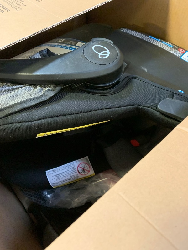 Photo 1 of Evenflo Gold Revolve360 Extend All-in-One Rotational Car Seat with SensorSafe (Onyx Black)