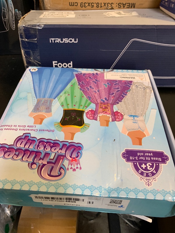 Photo 1 of Meland Princess Dresses for Girls - Light Up Princess Costume for Little Girls, Halloween Costumes for Toddler Age 3-10, Birthday Gift for Girl (5-6 Years)