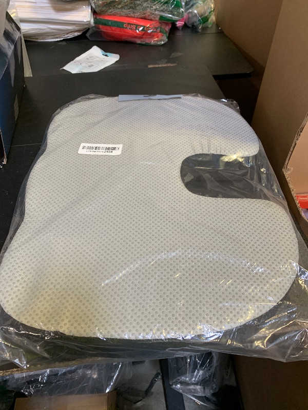 Photo 1 of Everlasting Comfort Doctor Recommended Memory Foam Seat Cushion for Office Chairs & Car - Ergonomic Office Desk Accessories - Cushions for Tailbone Pain Relief, Sciatica (Black, Large)