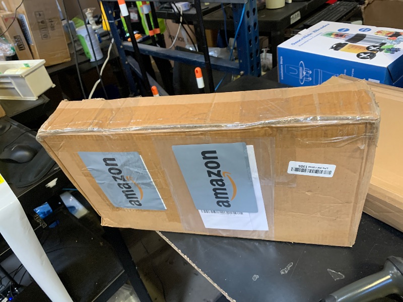 Photo 1 of OSNLEW 2.0L 2.3L Upgrade Aluminium Valve Cover Compatible with 2005-2013 Ford Focus, Replace 4S4Z6582CA 4S4Z6582D 1S7Z6584BA 1S7Z6584BA